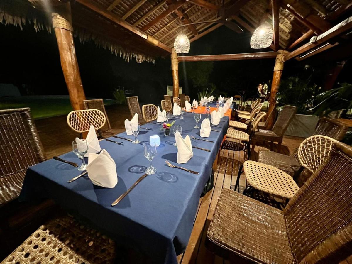Mg Cocomo Resort Vanuatu Port Vila Exterior photo