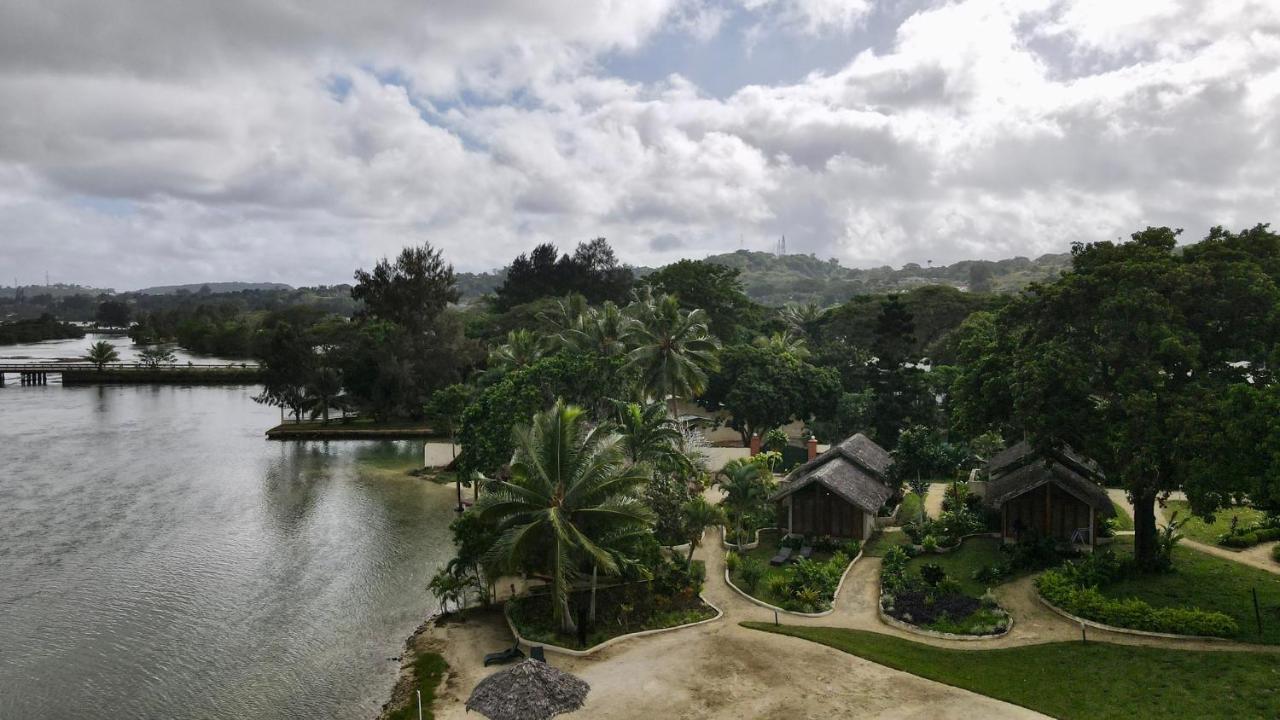 Mg Cocomo Resort Vanuatu Port Vila Exterior photo