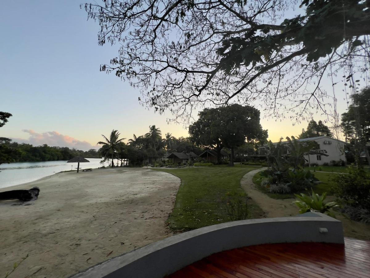 Mg Cocomo Resort Vanuatu Port Vila Exterior photo