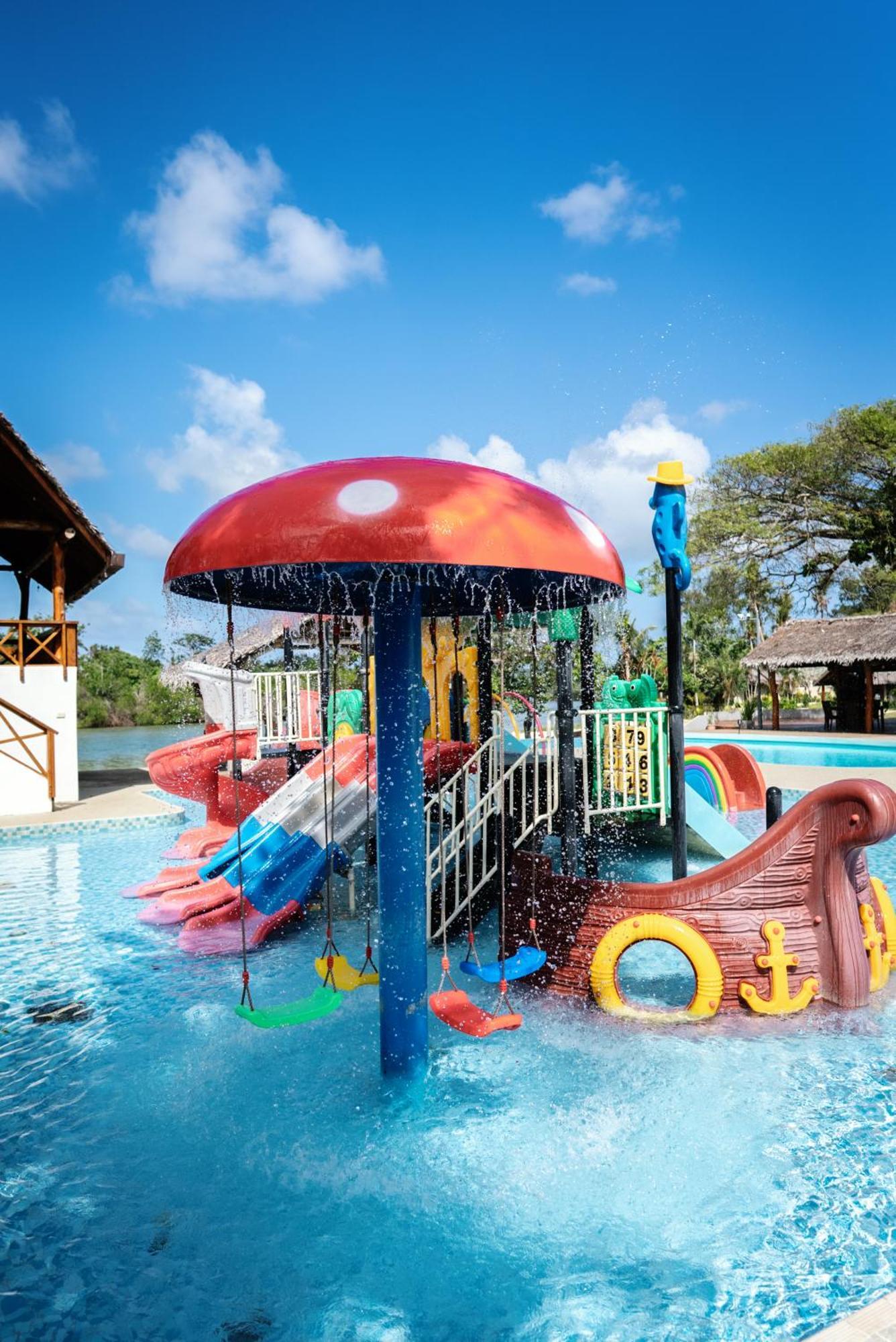 Mg Cocomo Resort Vanuatu Port Vila Exterior photo